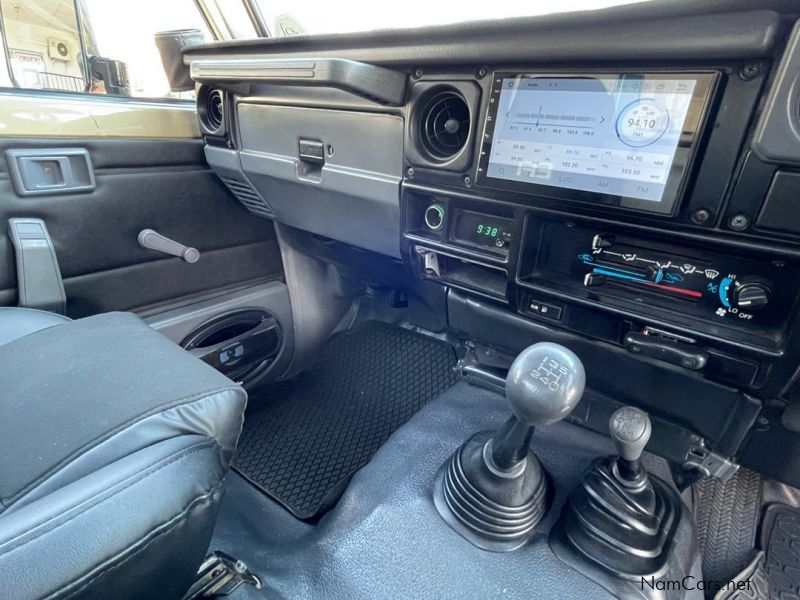 Toyota Land Cruiser 4.5 EFi in Namibia