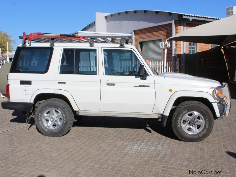 Toyota Land Cruiser 76 Series 4.2 Diesel in Namibia