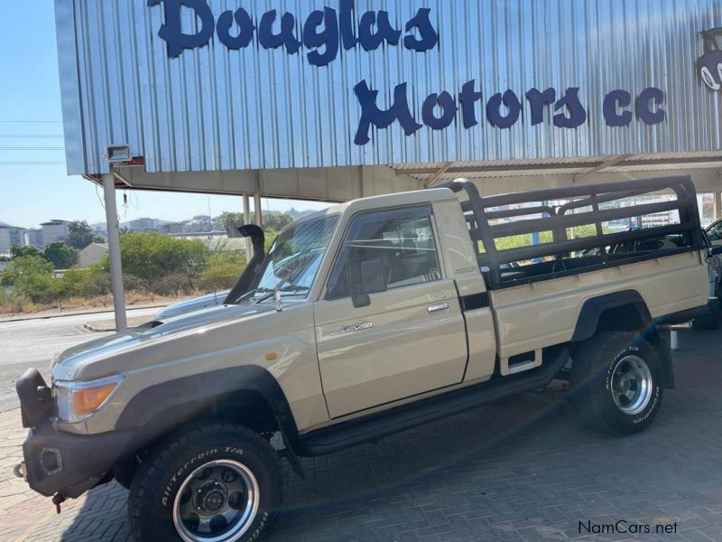 Toyota Landcruiser 70 4.5P P/U S/C in Namibia