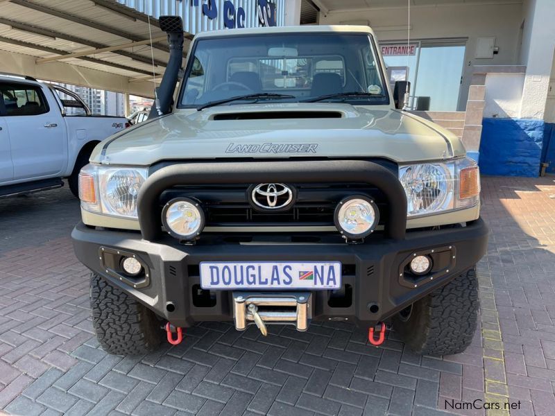 Toyota Landcruiser 70 4.5P P/U S/C in Namibia