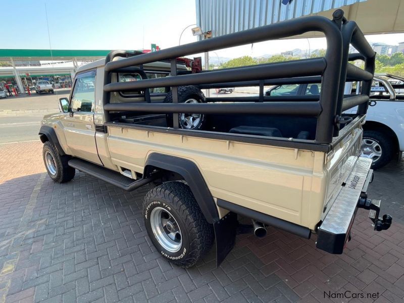 Toyota Landcruiser 70 4.5P P/U S/C in Namibia