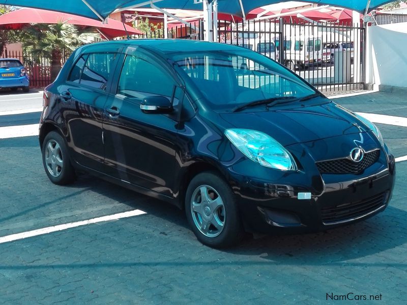 Toyota Vitz 1.0 A/T in Namibia
