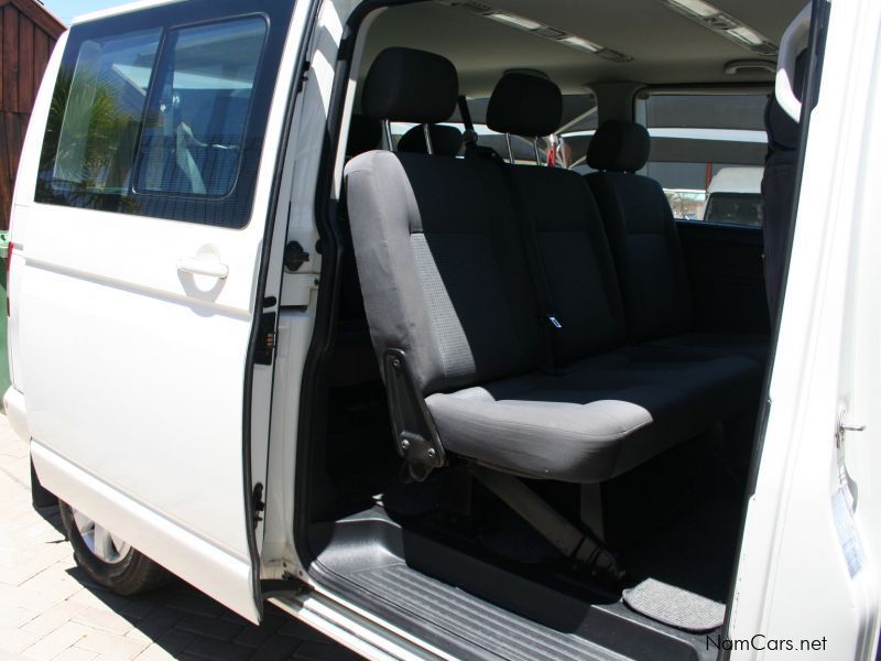 Volkswagen Kombi T5 2.5 TDi LWB in Namibia