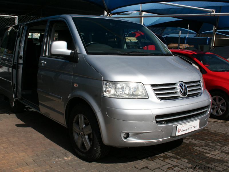 Volkswagen T5 Caravelle 2.5 Tdi 128 kw SW manual in Namibia