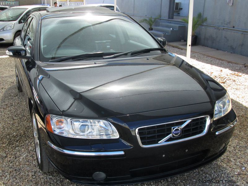 Volvo S60 CLASSIC 2.4 in Namibia