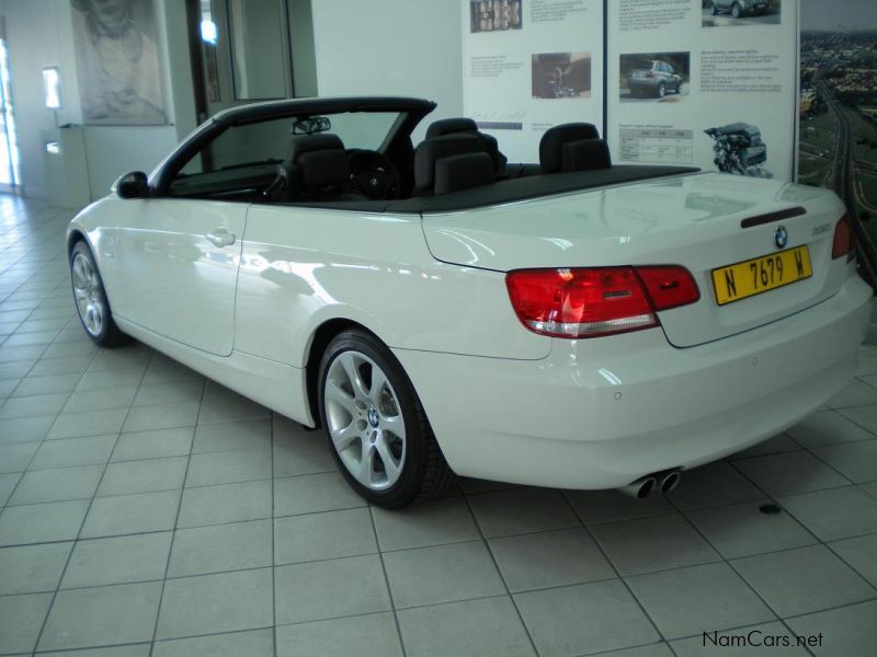 BMW 330i in Namibia