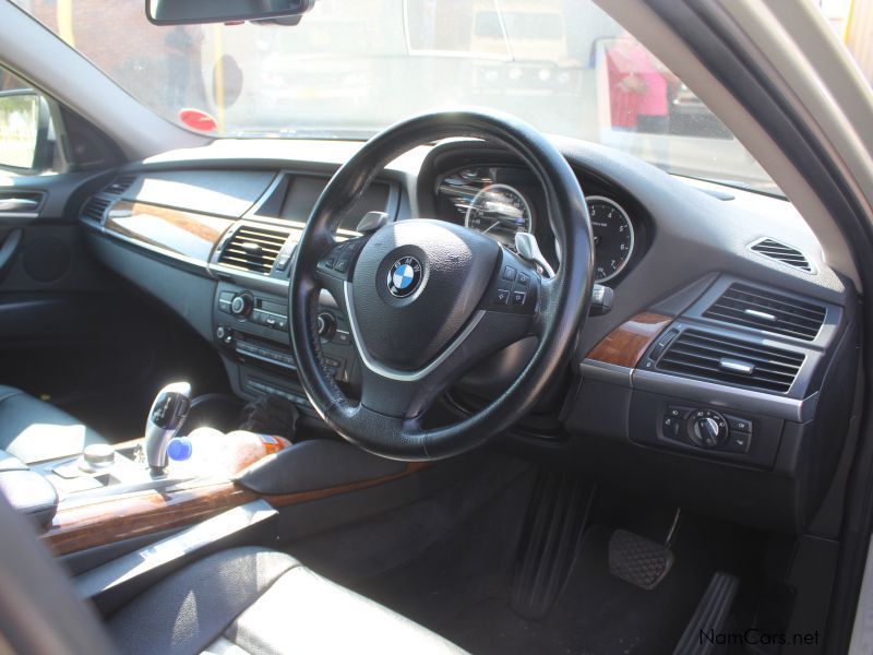 BMW X6 5.0I V8 A/T in Namibia