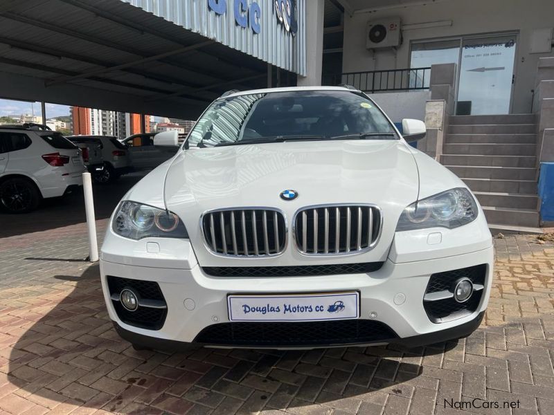 BMW X6 xDRIVE50i in Namibia