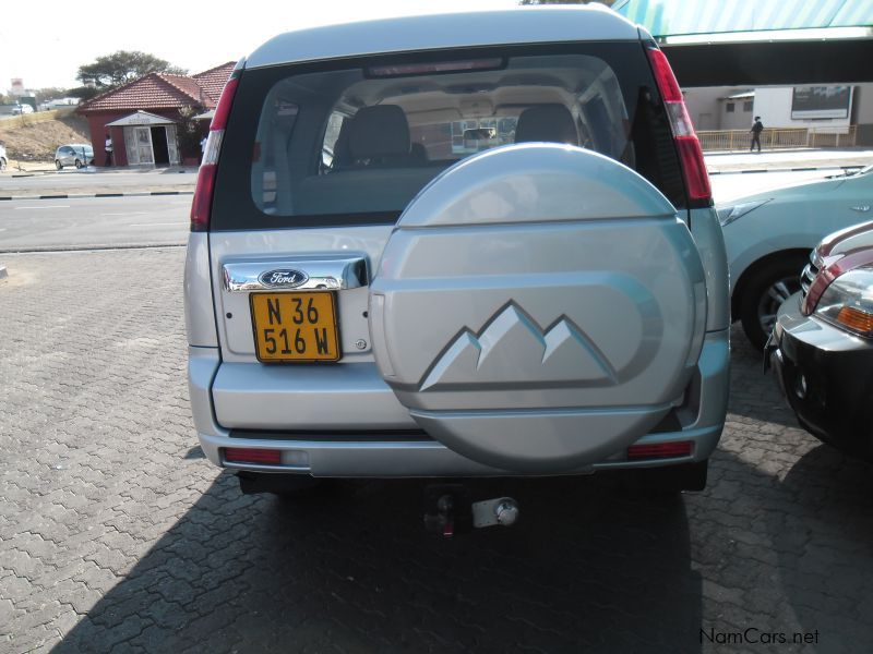 Ford Everest 3.0 diesel 4x4 SUV in Namibia
