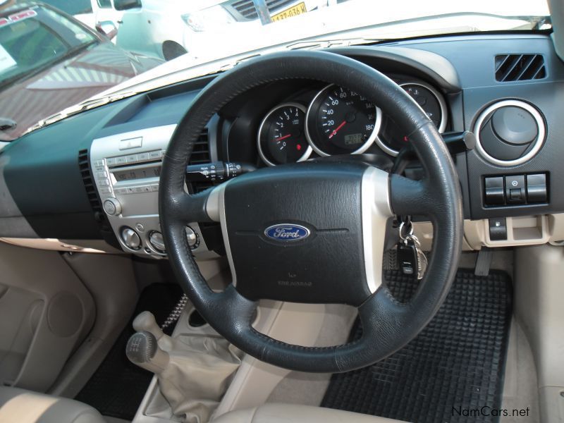 Ford Everest 3.0 diesel 4x4 SUV in Namibia