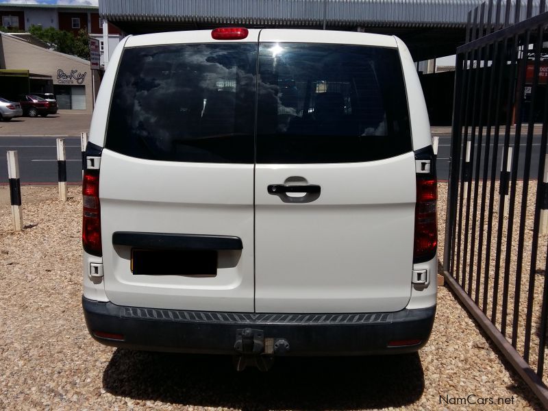 Hyundai H1 2.4 GL in Namibia