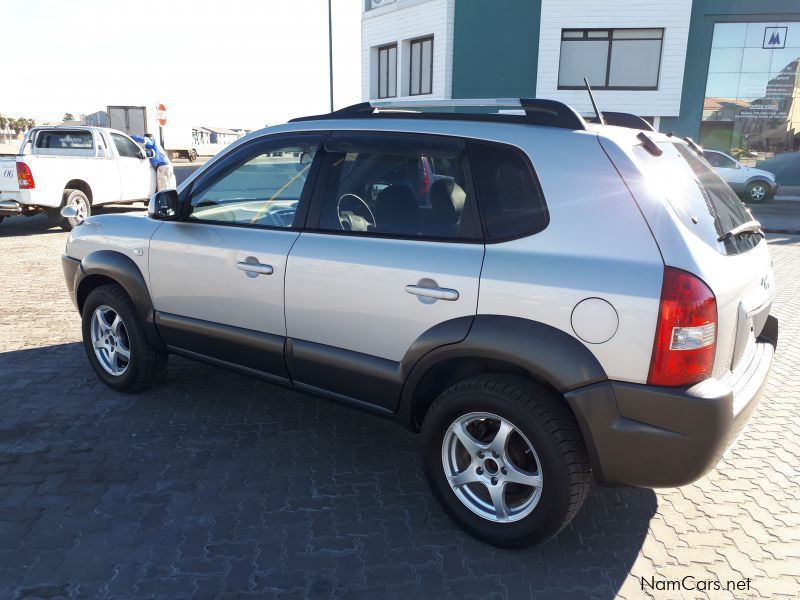 Hyundai Tucson 2.7 4X4 Sunroof in Namibia