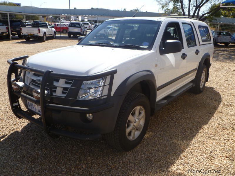 Isuzu KB 250 D-TEQ D/CAB 4x4 LE in Namibia