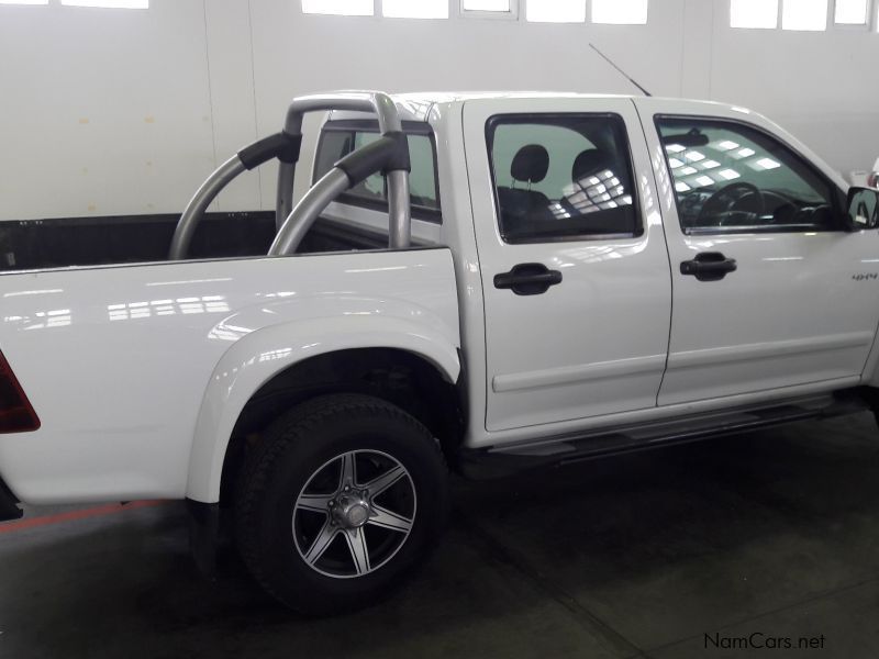 Isuzu KB250 D TEQ 4X4 in Namibia