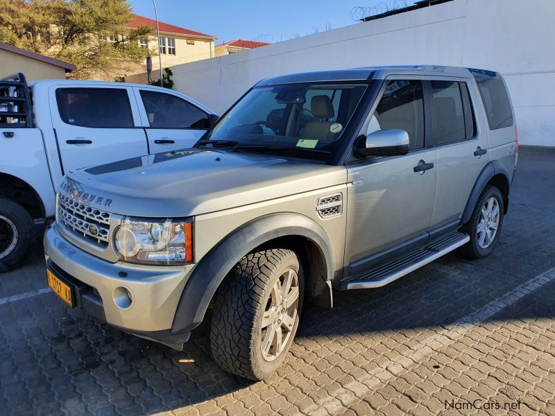 Land Rover Disco 4 3.0 TD V6 S in Namibia