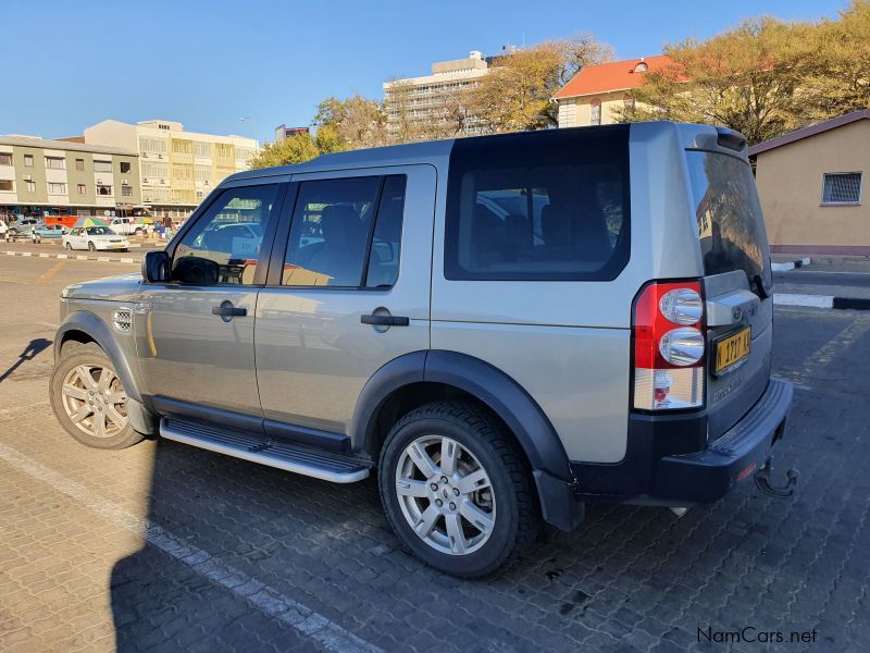 Land Rover Disco 4 3.0 TD V6 S in Namibia