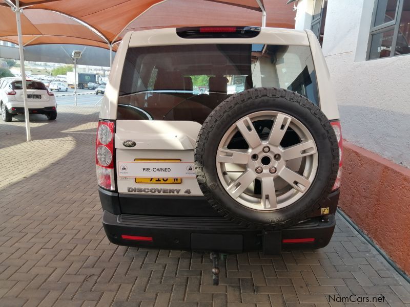 Land Rover Discovery 4 3.0 TD/SD V6 S in Namibia