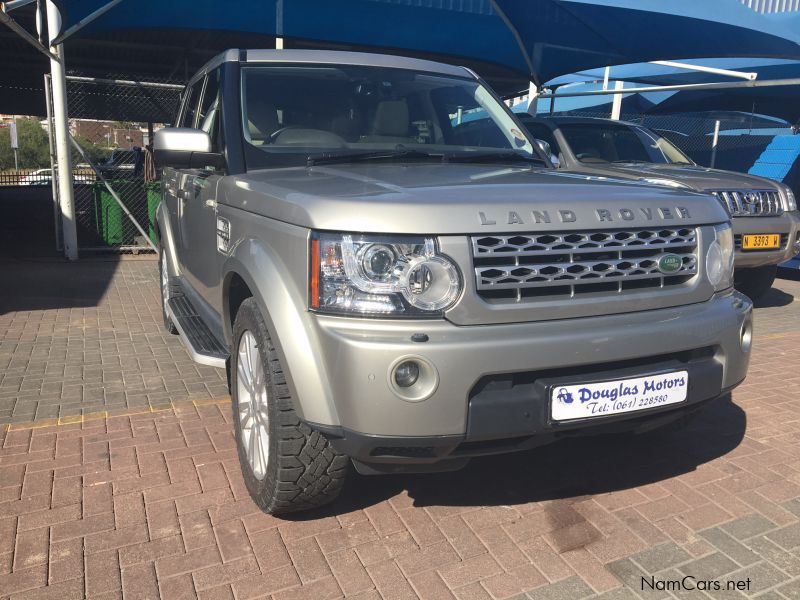 Land Rover Discovery 4 3.0 TDV6 HSE in Namibia