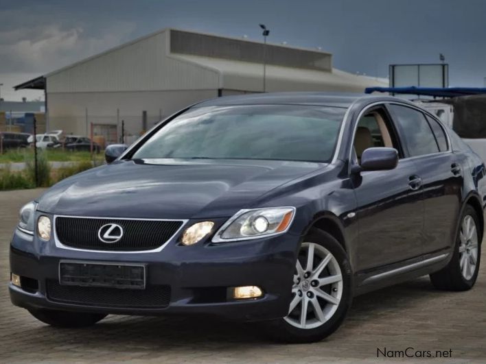 Lexus GS 300 in Namibia