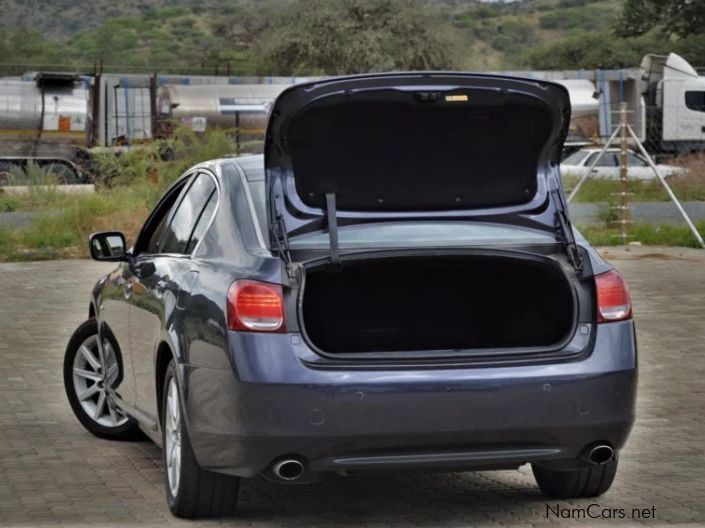 Lexus GS 300 in Namibia