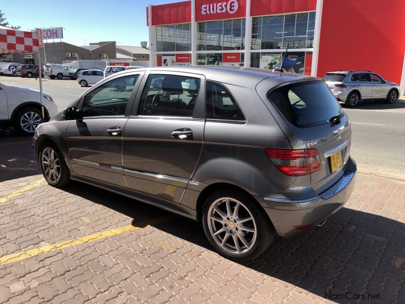 Mercedes-Benz B 180 in Namibia