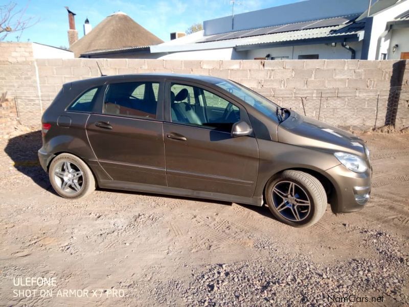 Mercedes-Benz B200 Turbo in Namibia