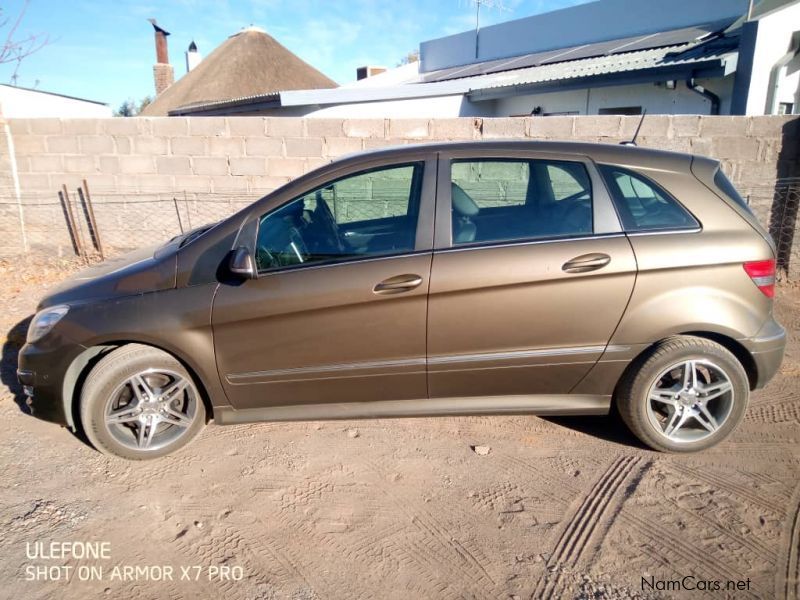 Mercedes-Benz B200 Turbo in Namibia