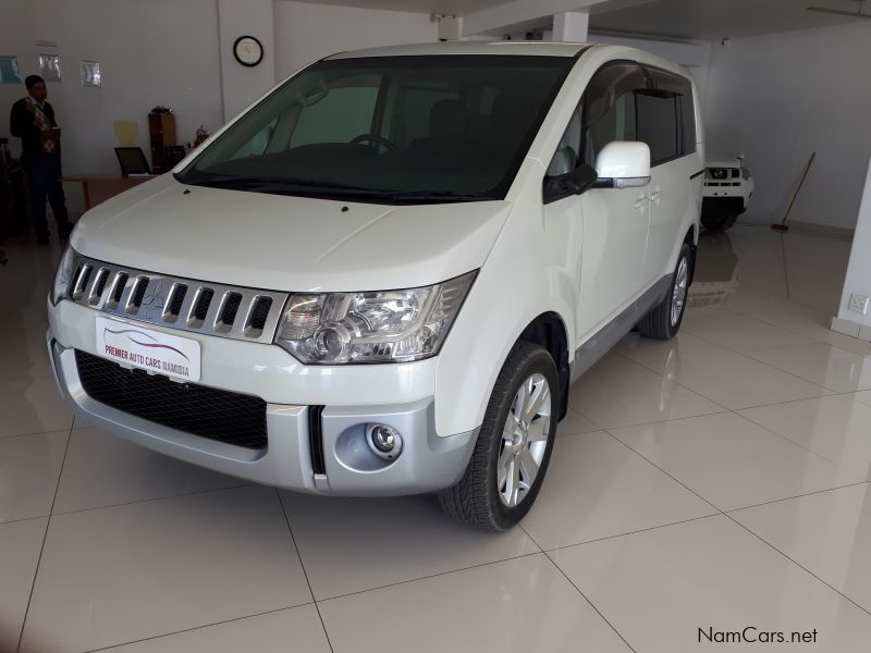 Mitsubishi Delica D5 4x4 in Namibia