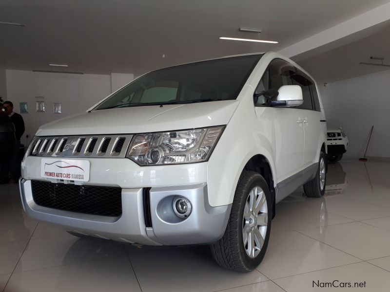 Mitsubishi Delica D5 4x4 in Namibia