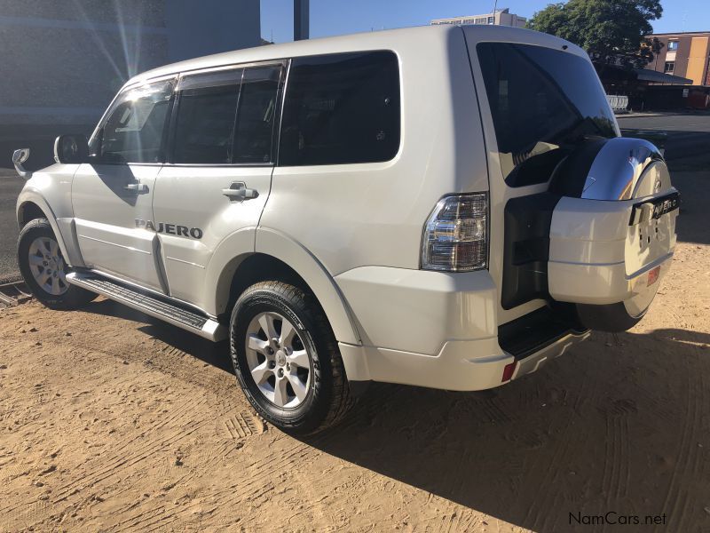 Mitsubishi PAJERO 3.0 LONG EXCEED in Namibia