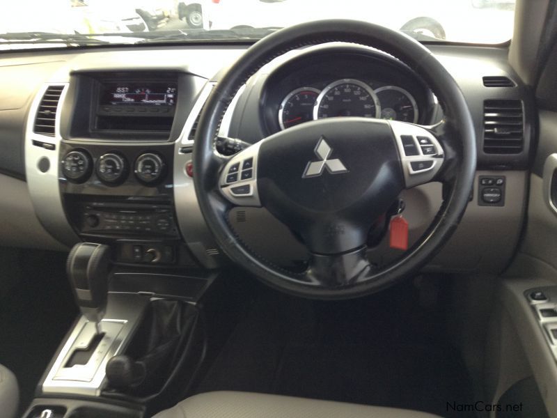 Mitsubishi Pajero 3.2 4x4 Sport 7 Seater SUV in Namibia