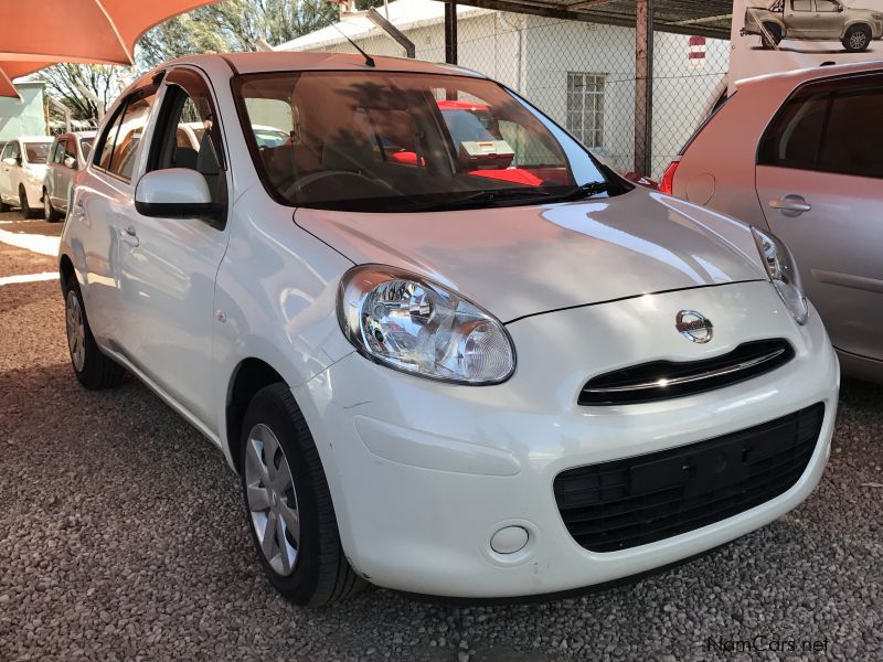 Nissan March Bolero 2010