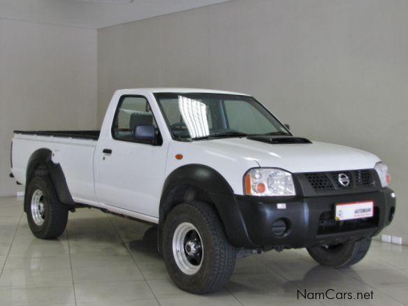 Nissan NP300 Long-wheel base Hardbody in Namibia