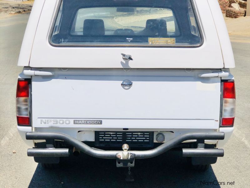 Nissan Np300 Hardbody 2.0 in Namibia