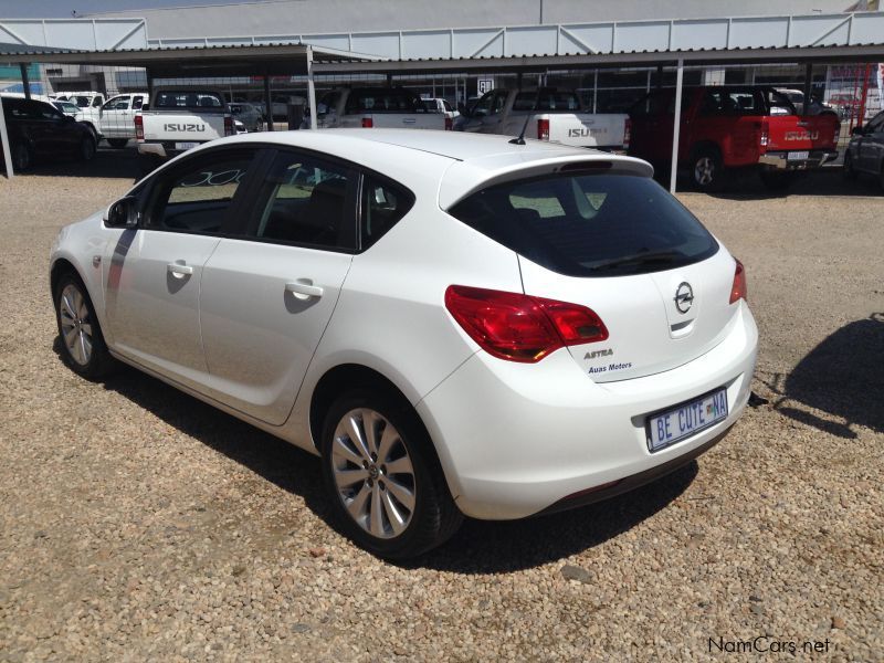 Opel Astra 1.6 Essentia 5 door in Namibia