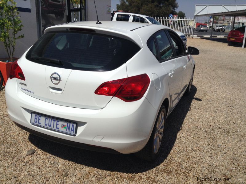 Opel Astra 1.6 Essentia 5 door in Namibia