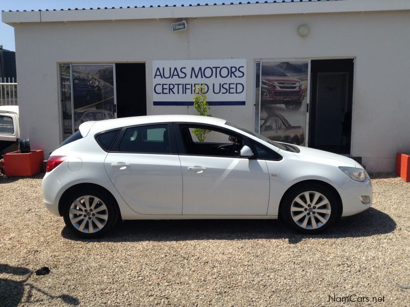 Opel Astra 1.6 Essentia 5 door in Namibia