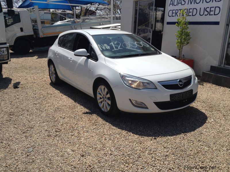 Opel Astra 1.6 Essentia 5 door in Namibia