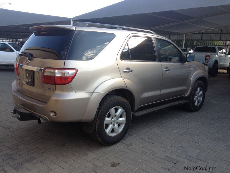 Toyota FORTUNER 3.0D-4D 4X4 in Namibia