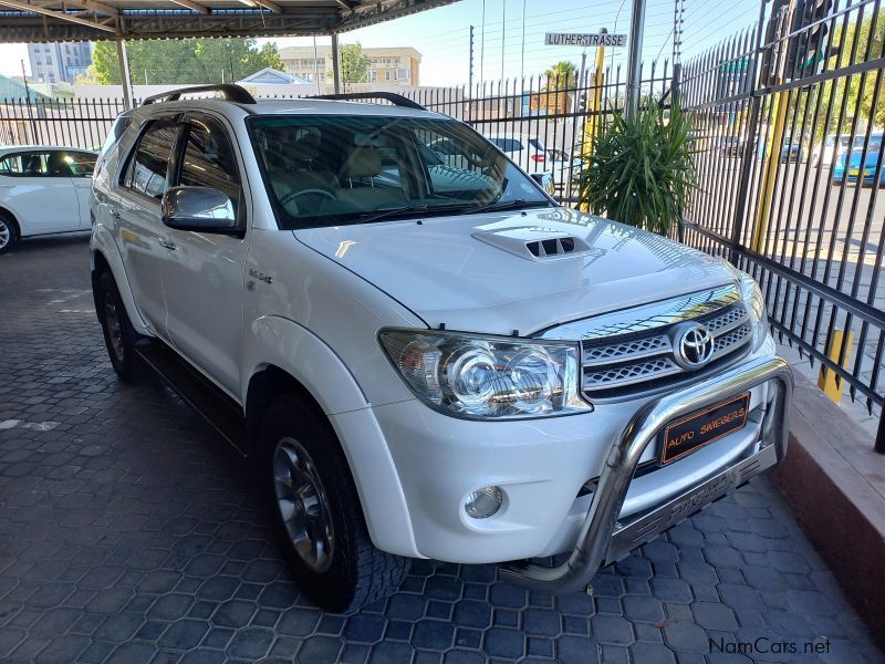 Toyota Fortuner 3.0D4-D R/B 4x4 in Namibia