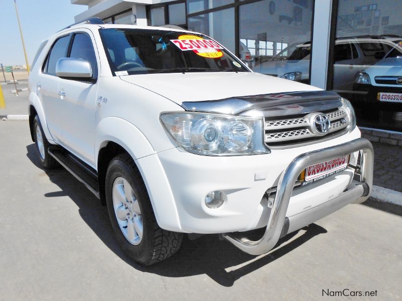 Toyota Fortuner 4.0 A/T 4X4 in Namibia
