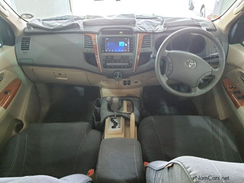 Toyota Fortuner 4.0 v6 4x4 A/T in Namibia