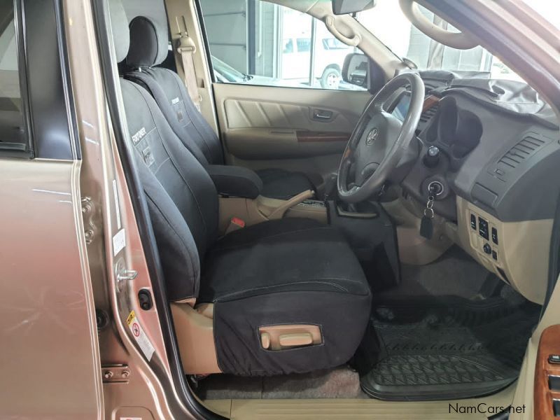 Toyota Fortuner 4.0 v6 4x4 A/T in Namibia