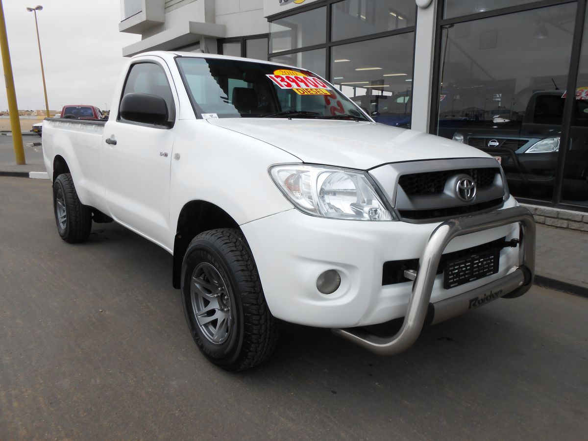 Used Toyota HILUX 2.5 D4D diesel 2010 HILUX 2.5 D4D