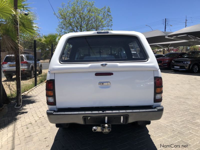 Toyota Hilux 2.5 D4D 4x4 in Namibia