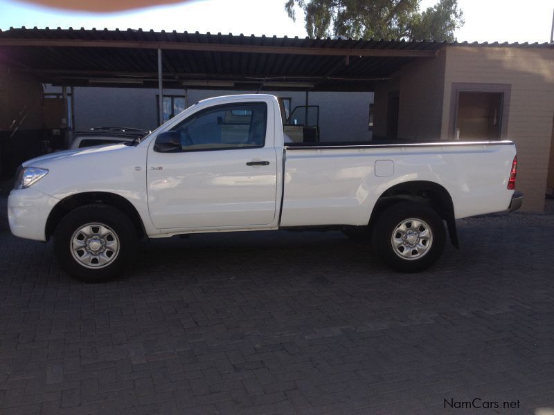 Toyota Hilux 2.5 D4D R/Body in Namibia