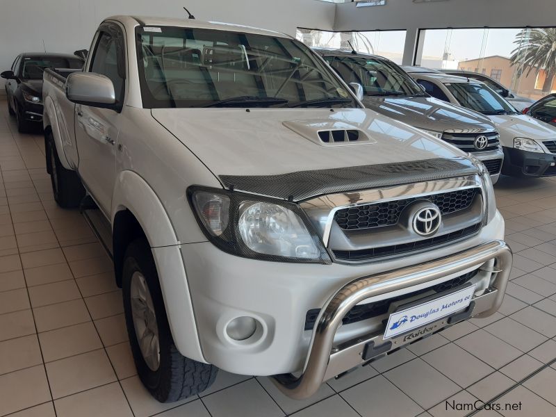 Toyota Hilux 3.0 D4D 4x4 Raider in Namibia