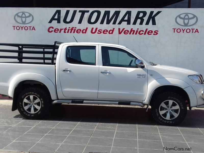 Toyota Hilux 4.0 4x4 Double Cab AT in Namibia