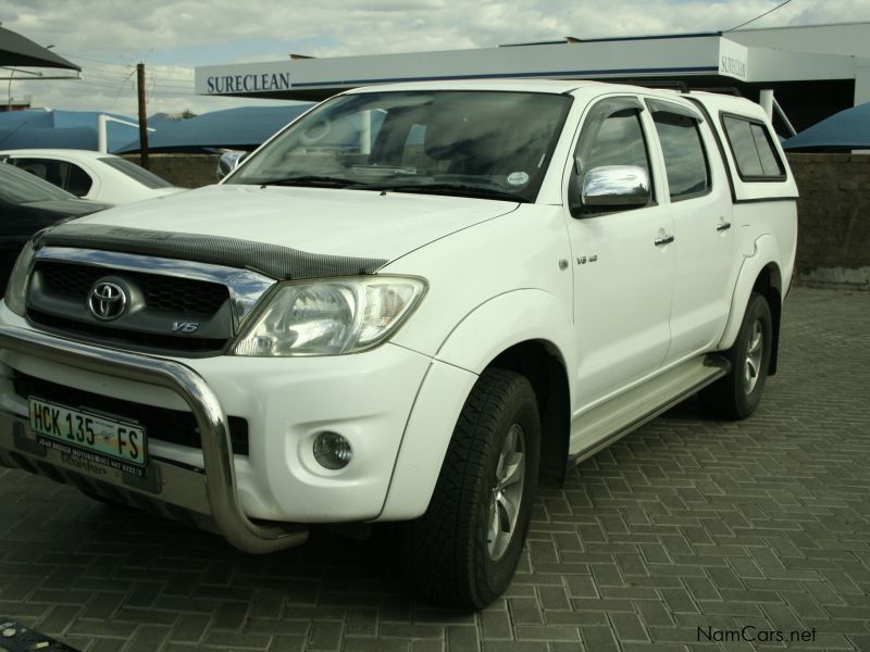 Toyota Hilux D/Cab 4.0 V6 4x2 a/t in Namibia