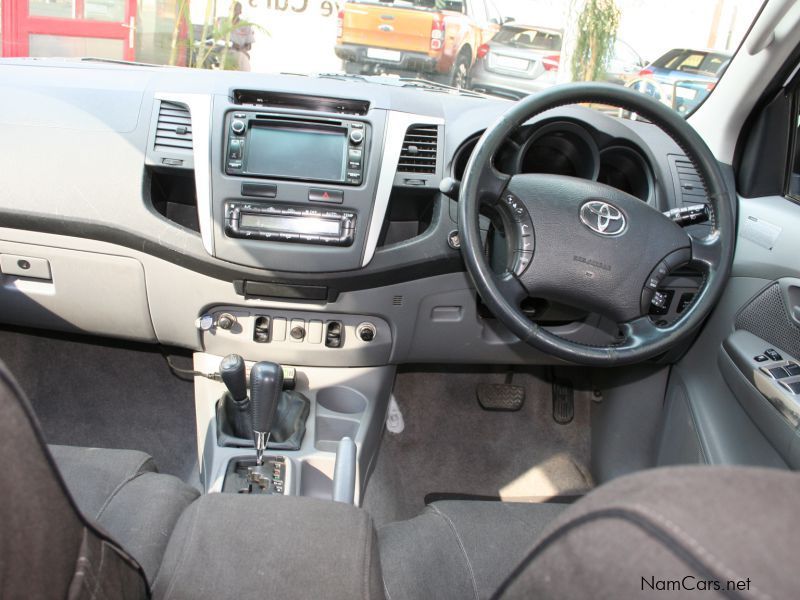 Toyota Hilux D/Cab 4.0 V6 a/t in Namibia